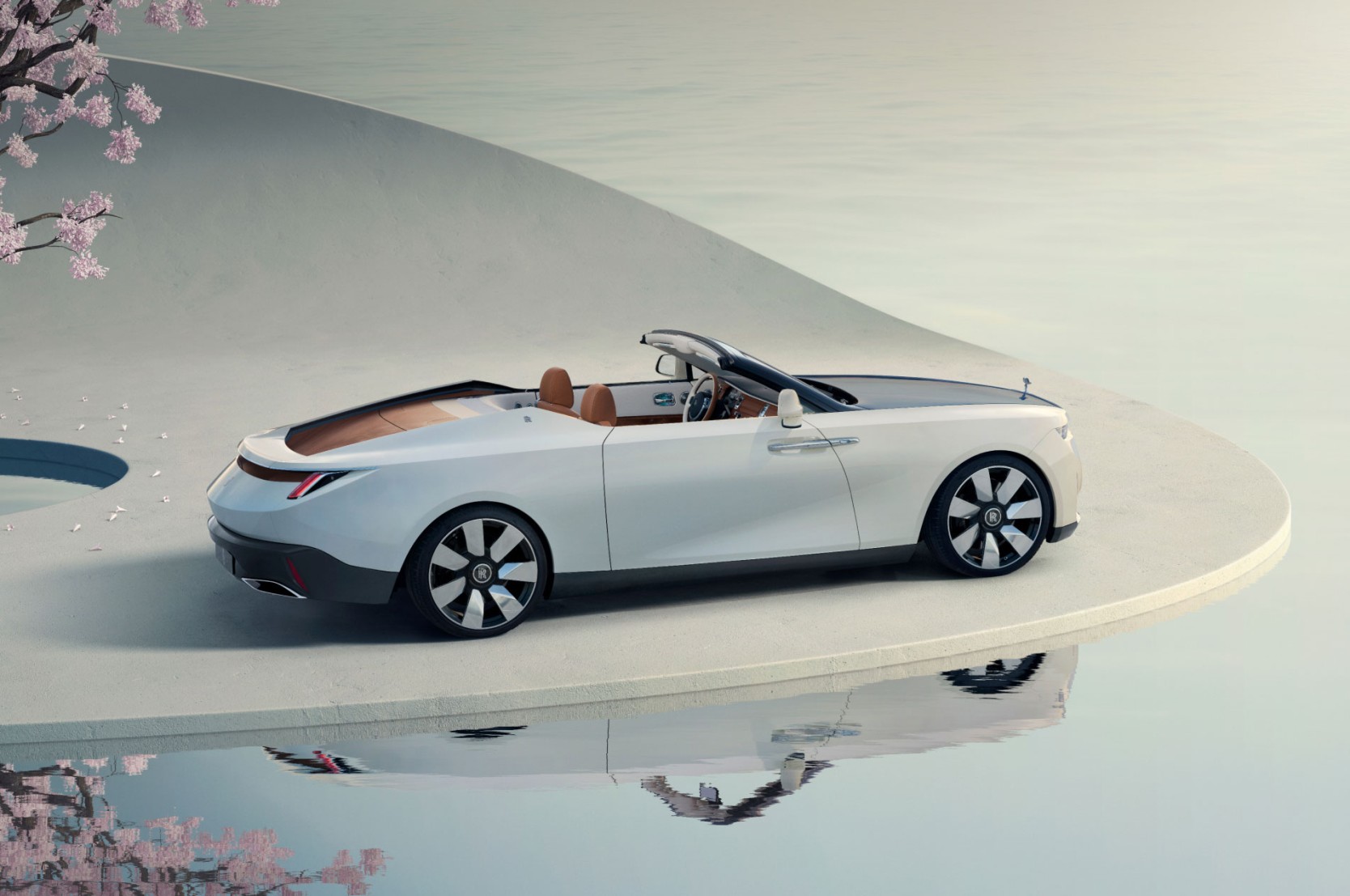 ROLLS-ROYCE Arcadia Droptail