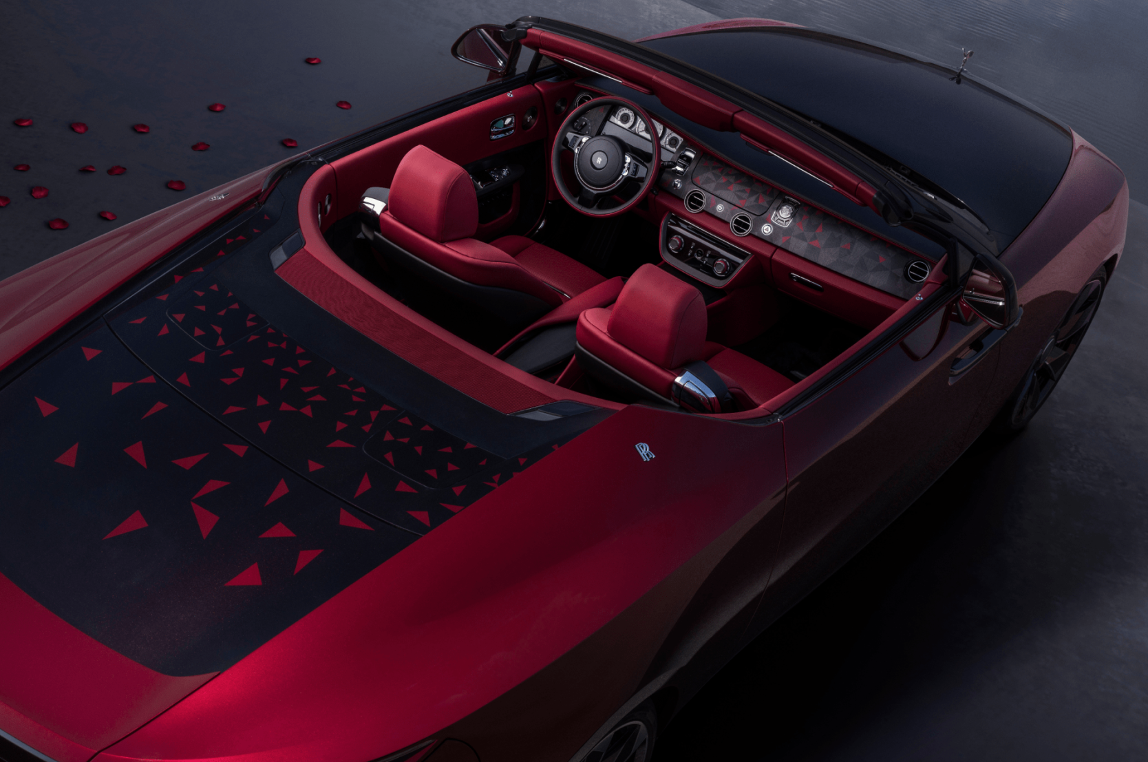 ROLLS-ROYCE LA ROSE NOIRE DROPTAIL