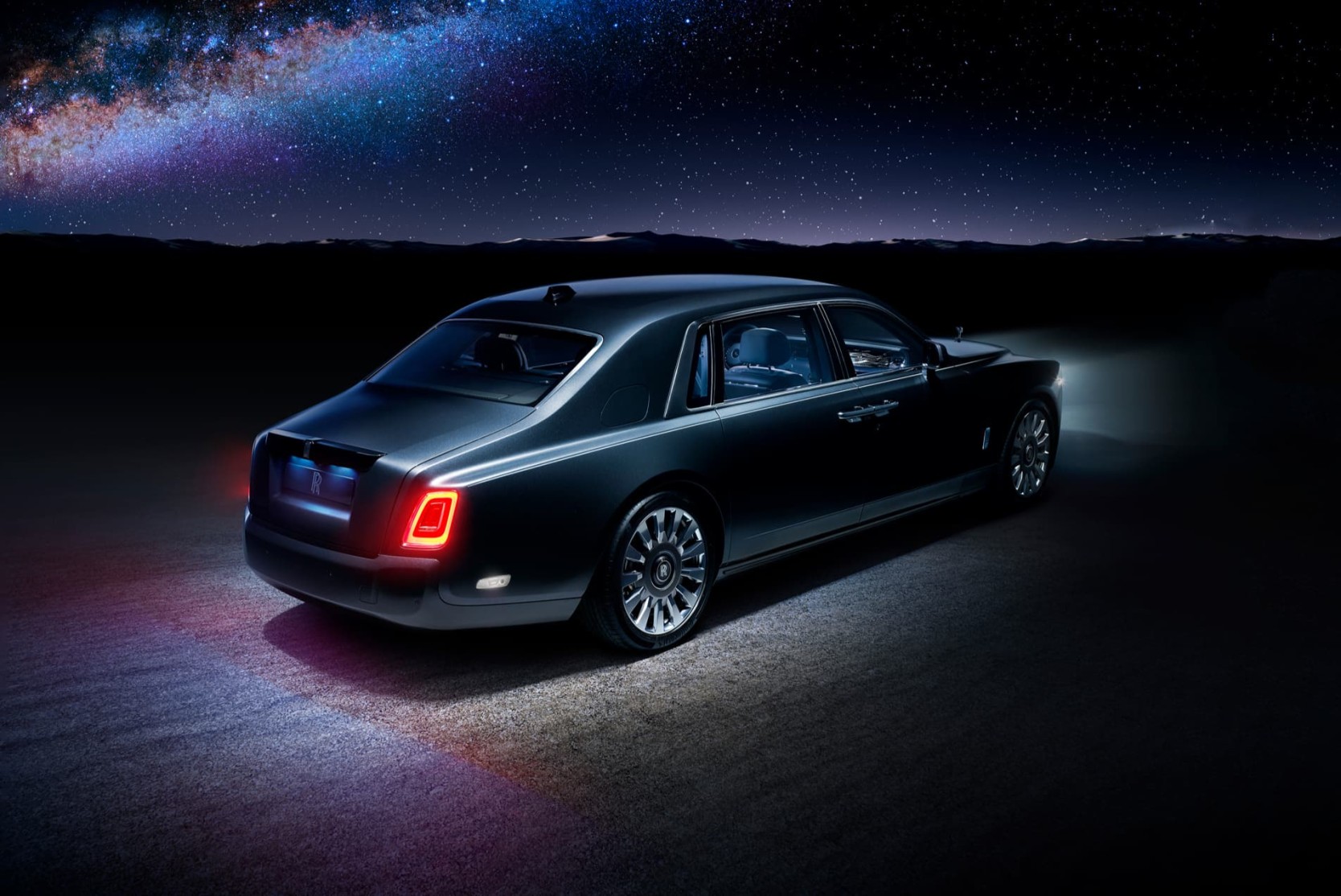 PHANTOM TEMPUS
